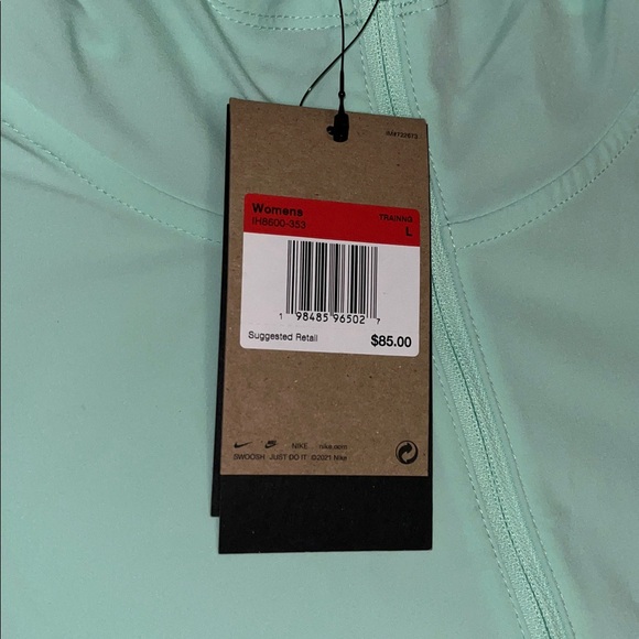 Nike Women's Mint Color Training Utility Jacket - Picture 4 of 4